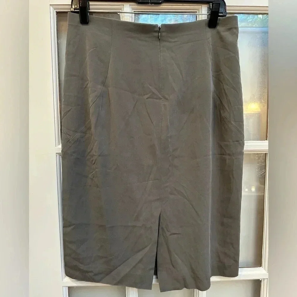 Ann Taylor Timeless Chic Silk Grey Classic Career Pencil Skirt Size 10 Medium M